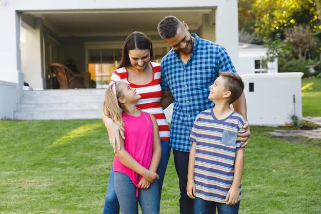 home-family-happy